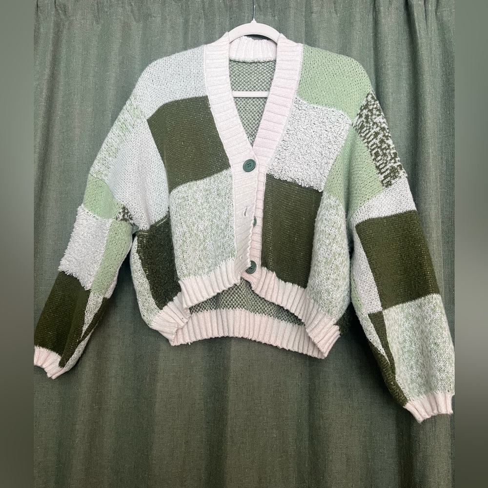 SHEIN Patchwork Green and Cream Women's Sweater